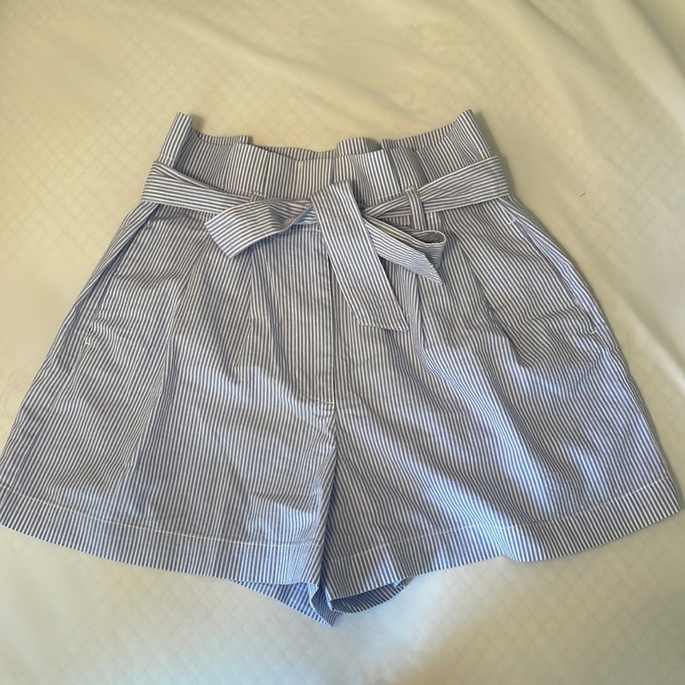 Beautiful cotton pinstripe J Crew shorts size 8